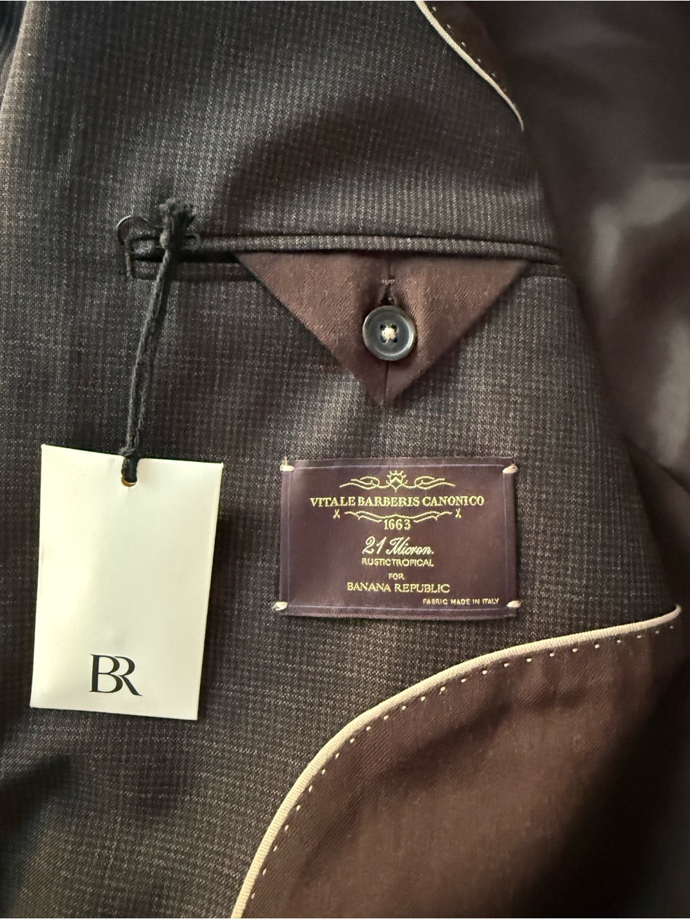 Banana Republic Men's Brown Two-Button Suit Jacket - Picture 4 of 6